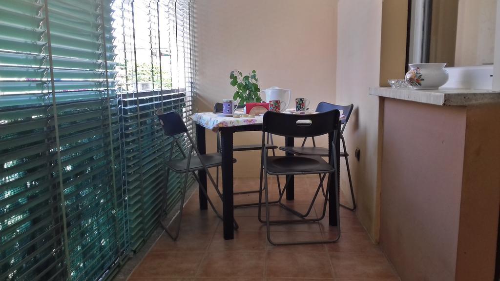 Appartamento Corallo Arona Exterior foto